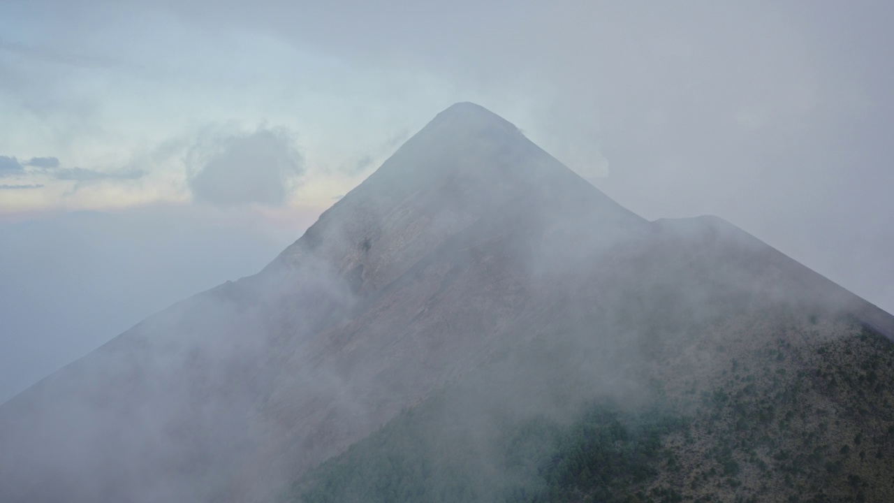 危地马拉富埃戈火山爆发视频素材