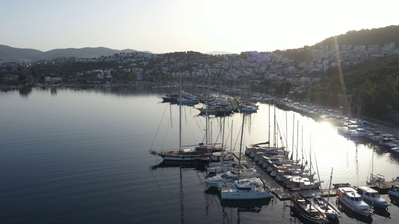 土耳其博德鲁姆的游艇码头。视频素材