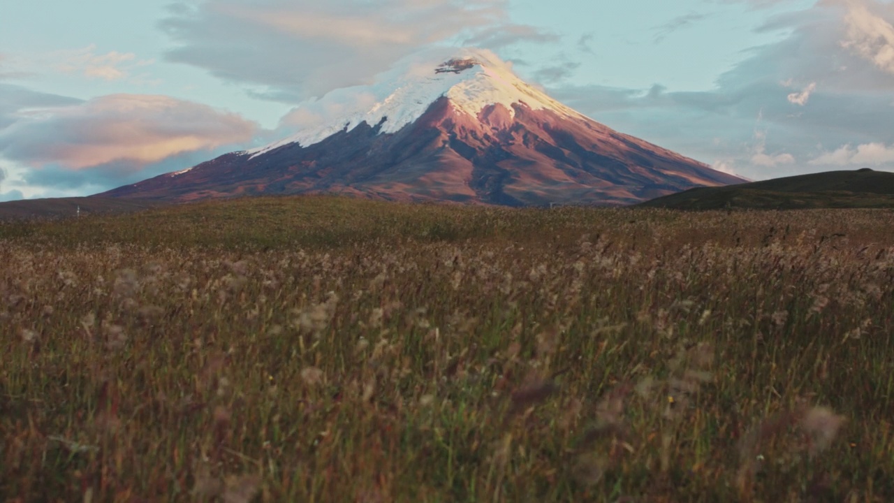 规定Volcano视频素材