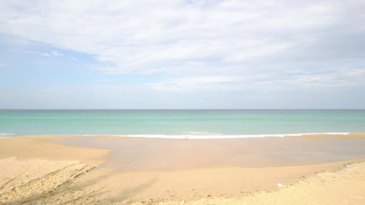 风景海滩海在夏天的阳光视频素材