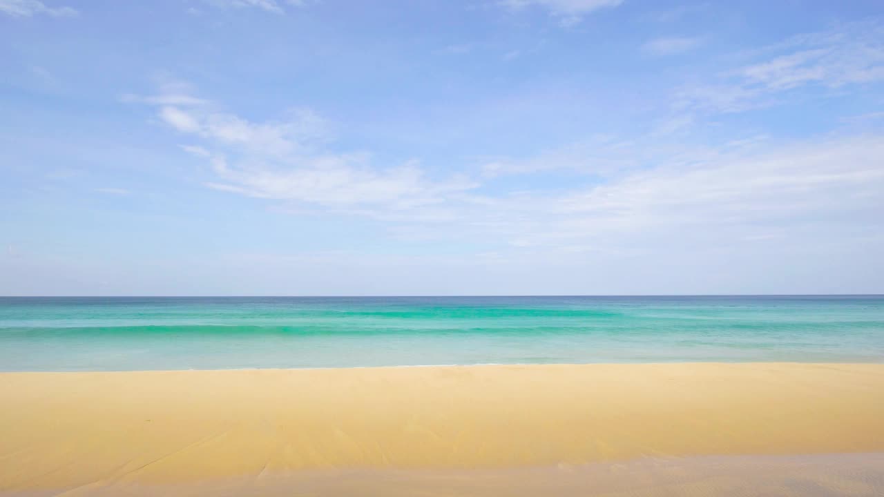 风景海滩海在夏天的阳光视频素材