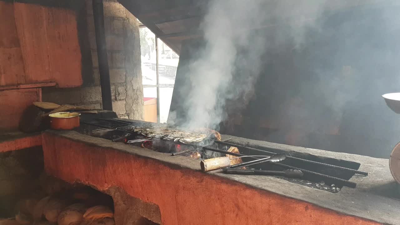 金枪鱼烹饪过程视频下载