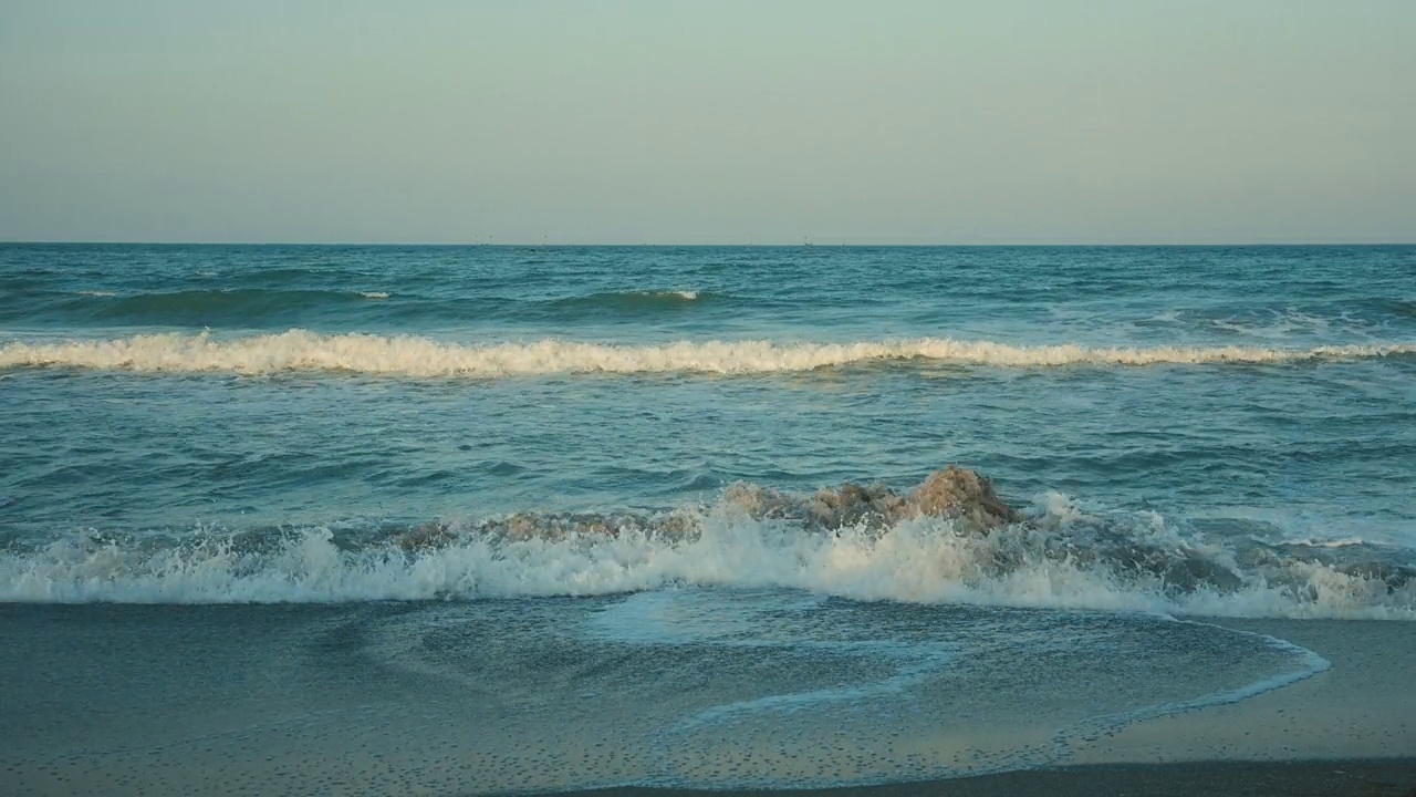 黑海的海浪视频素材