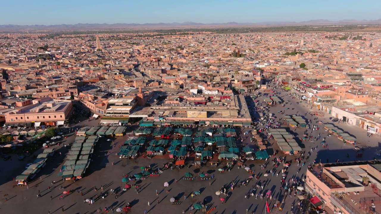 Jemaa el-Fnaa市场，马拉喀什，摩洛哥，鸟瞰，2022年视频素材