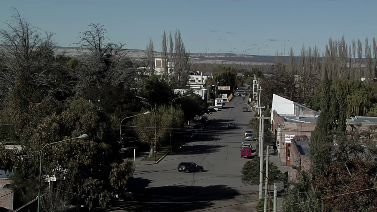 高角度视角的盖曼，威尔士殖民地村庄附近Trelew, Chubut省，巴塔哥尼亚，阿根廷，南美洲。视频素材