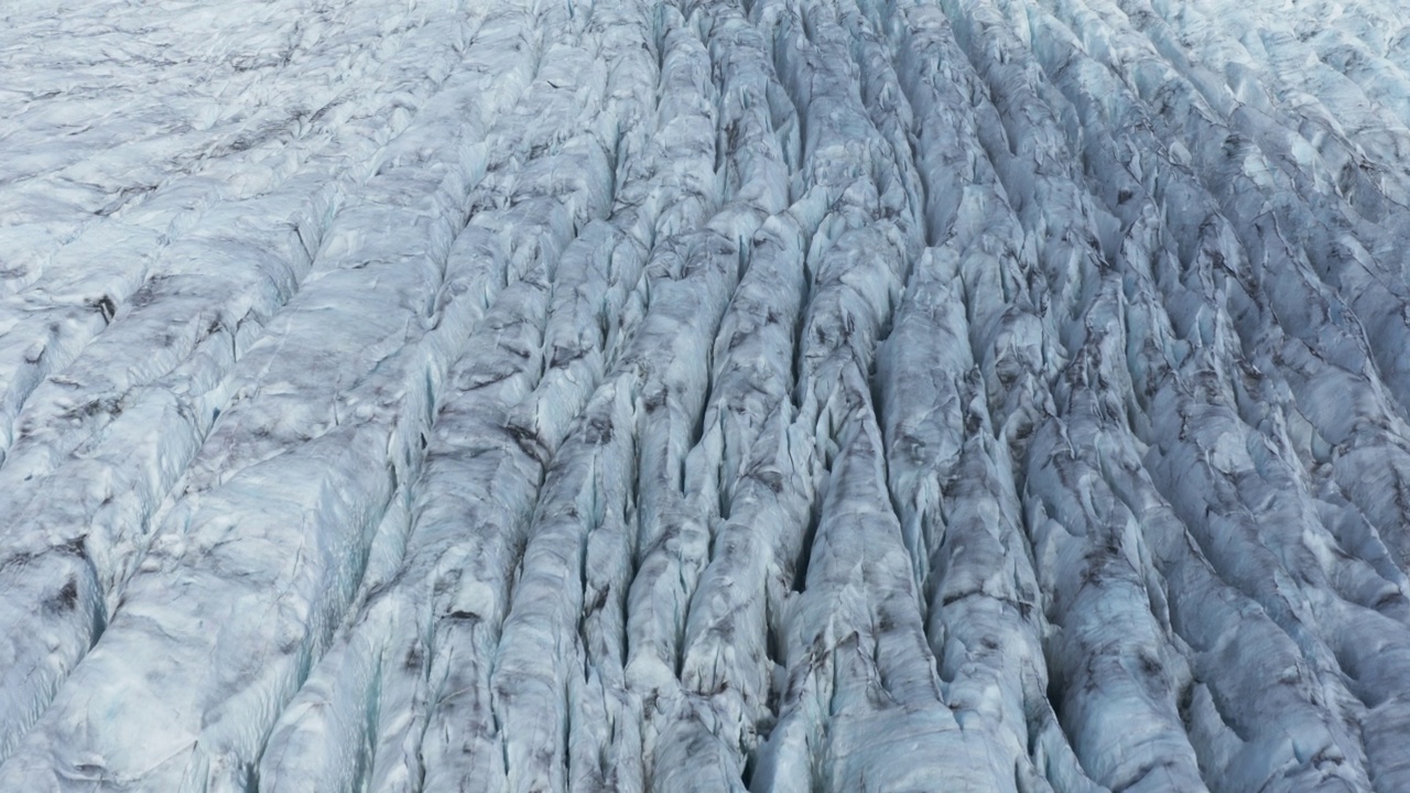 鸟瞰冰川Fjallsjökull，它是Vatnajökull冰川的一部分，Vatnajökull国家公园，冰岛。视频素材