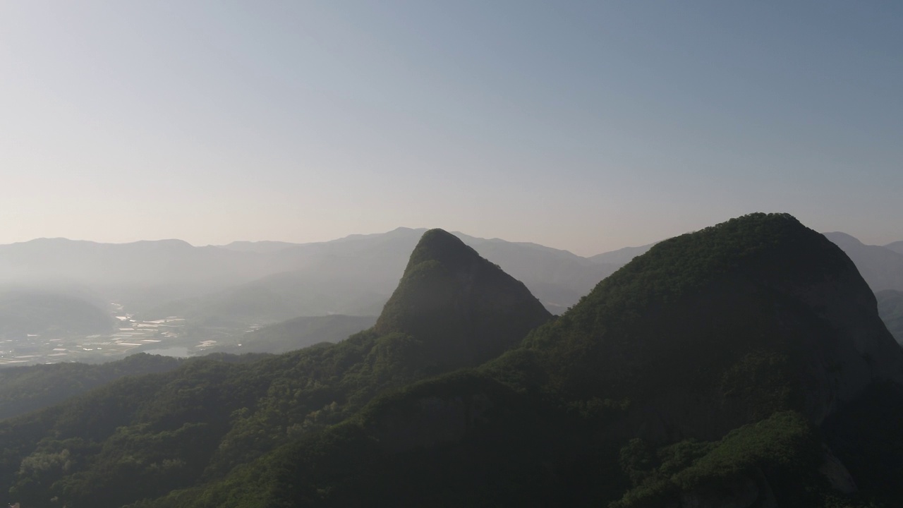 马岭郡马山山，全北珍安郡视频素材