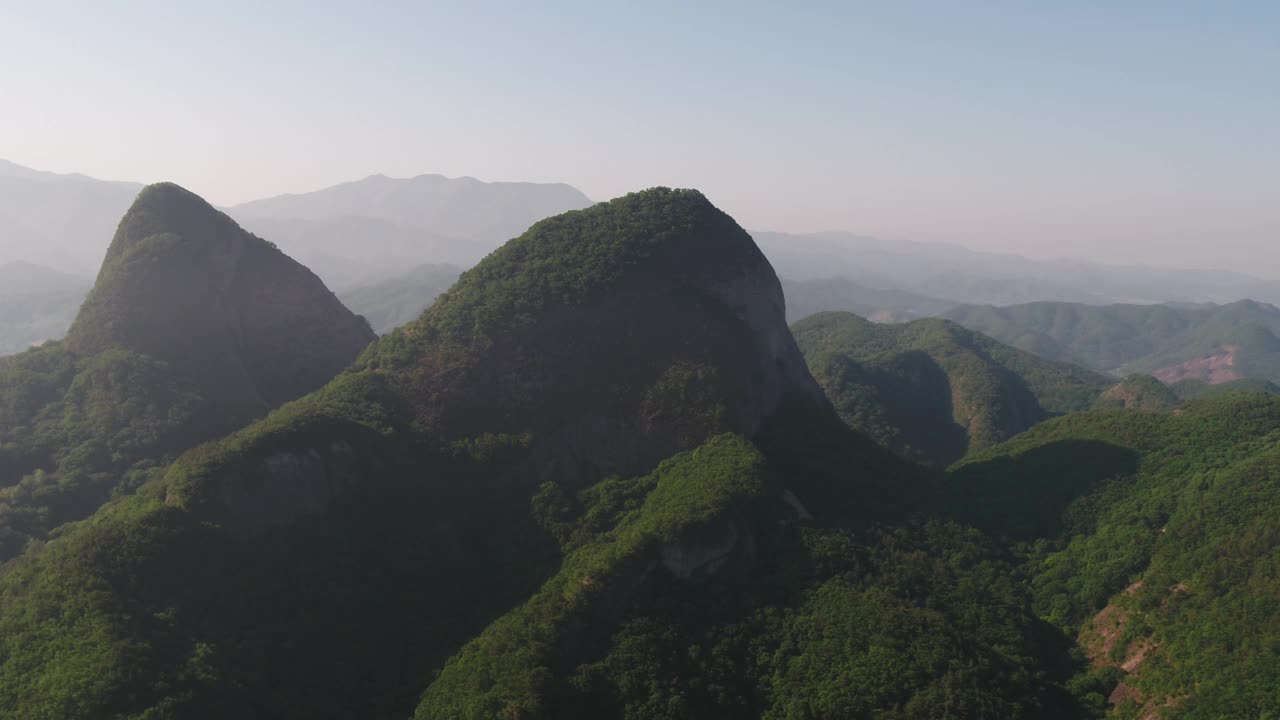 马岭郡马山山，全北珍安郡视频素材