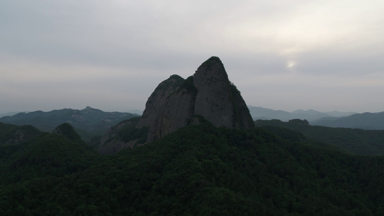 全北晋安郡马岭郡马山山的自然视频素材