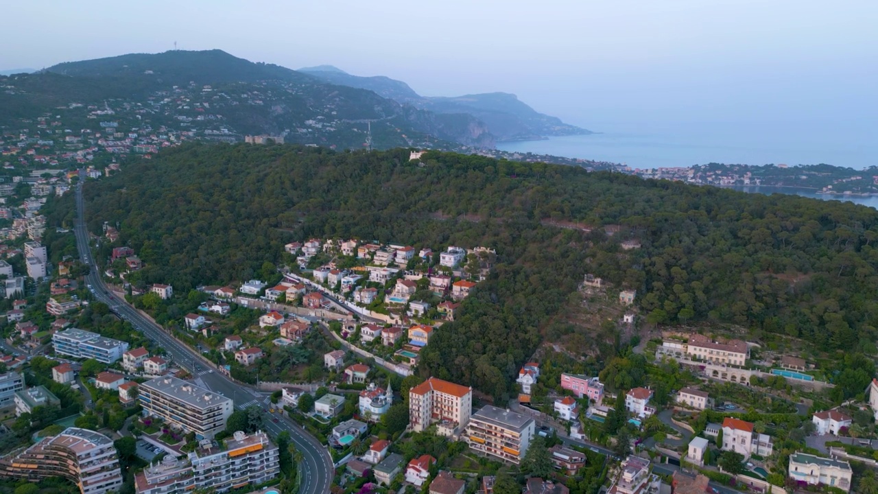 在尼斯的硼山的航拍，蔚蓝海岸，法国视频素材