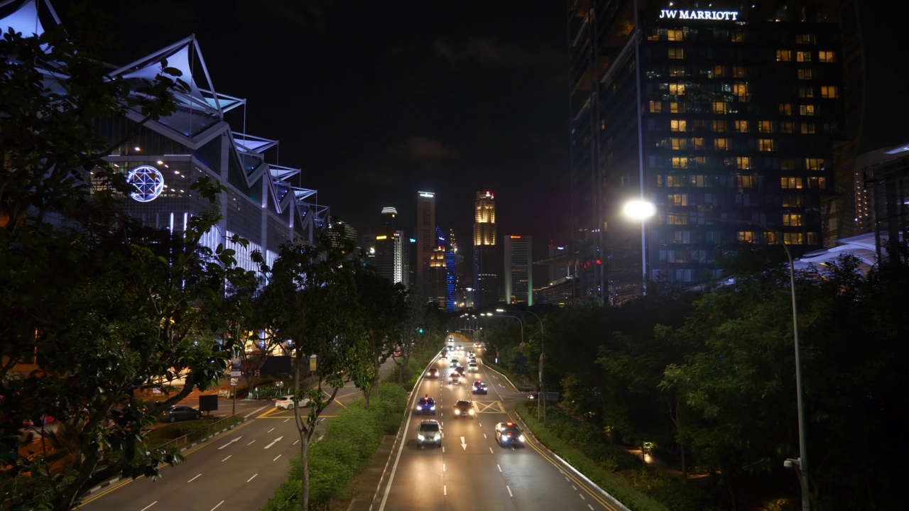 新加坡城市夜景照明市区交通街道道路全景4k视频素材