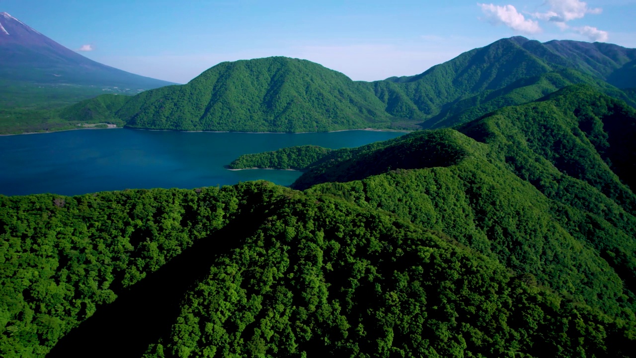 富士山と本栖湖视频素材