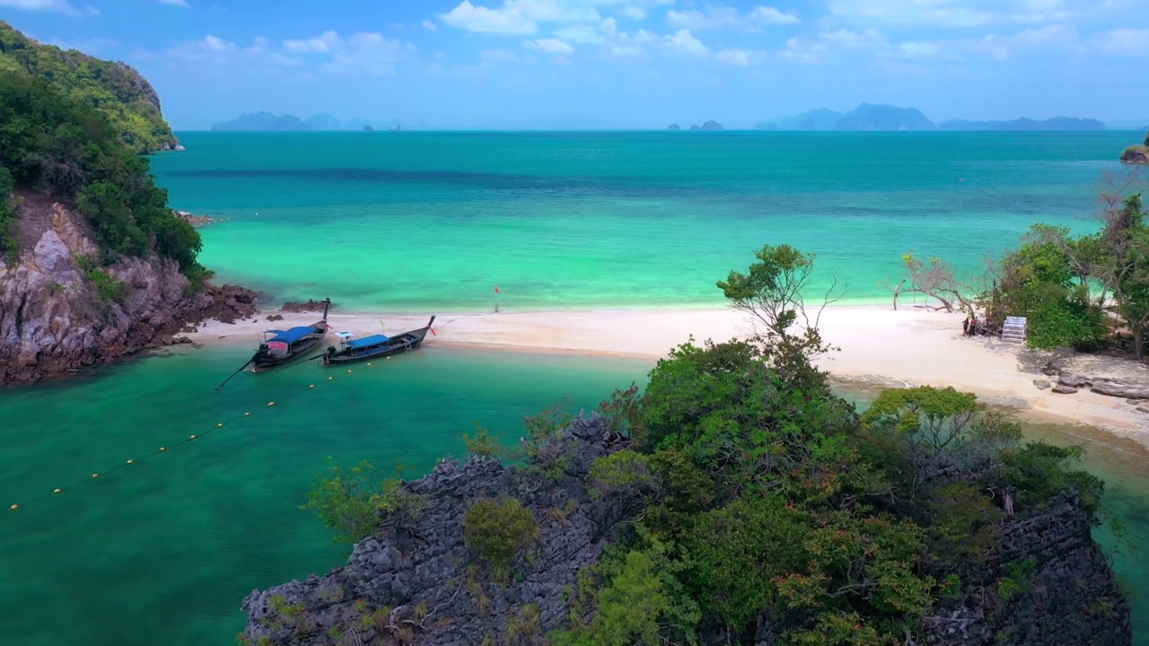 著名潜水胜地，安达曼海，甲米，普吉岛，梦幻泰国，亚洲美丽旅游胜地，夏日户外度假之旅。视频素材