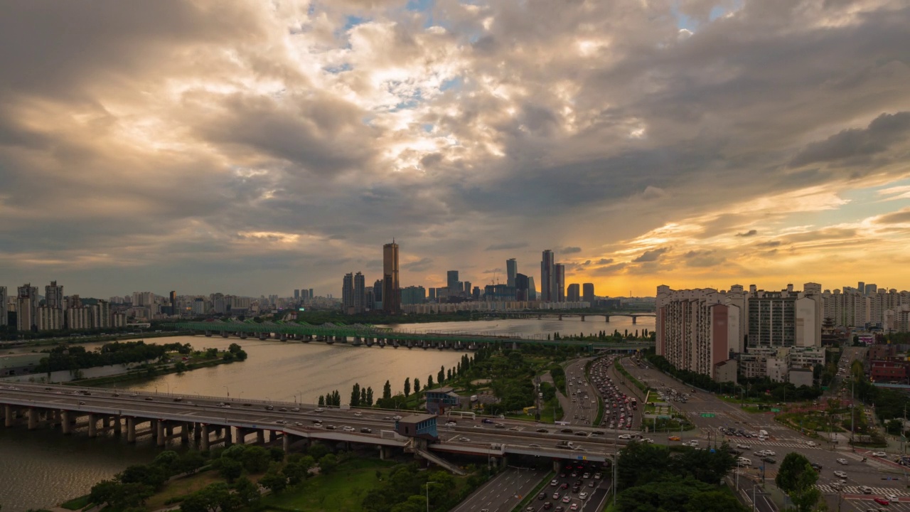 首尔市中心鸟瞰图。韩国。在《暮光之城》视频素材