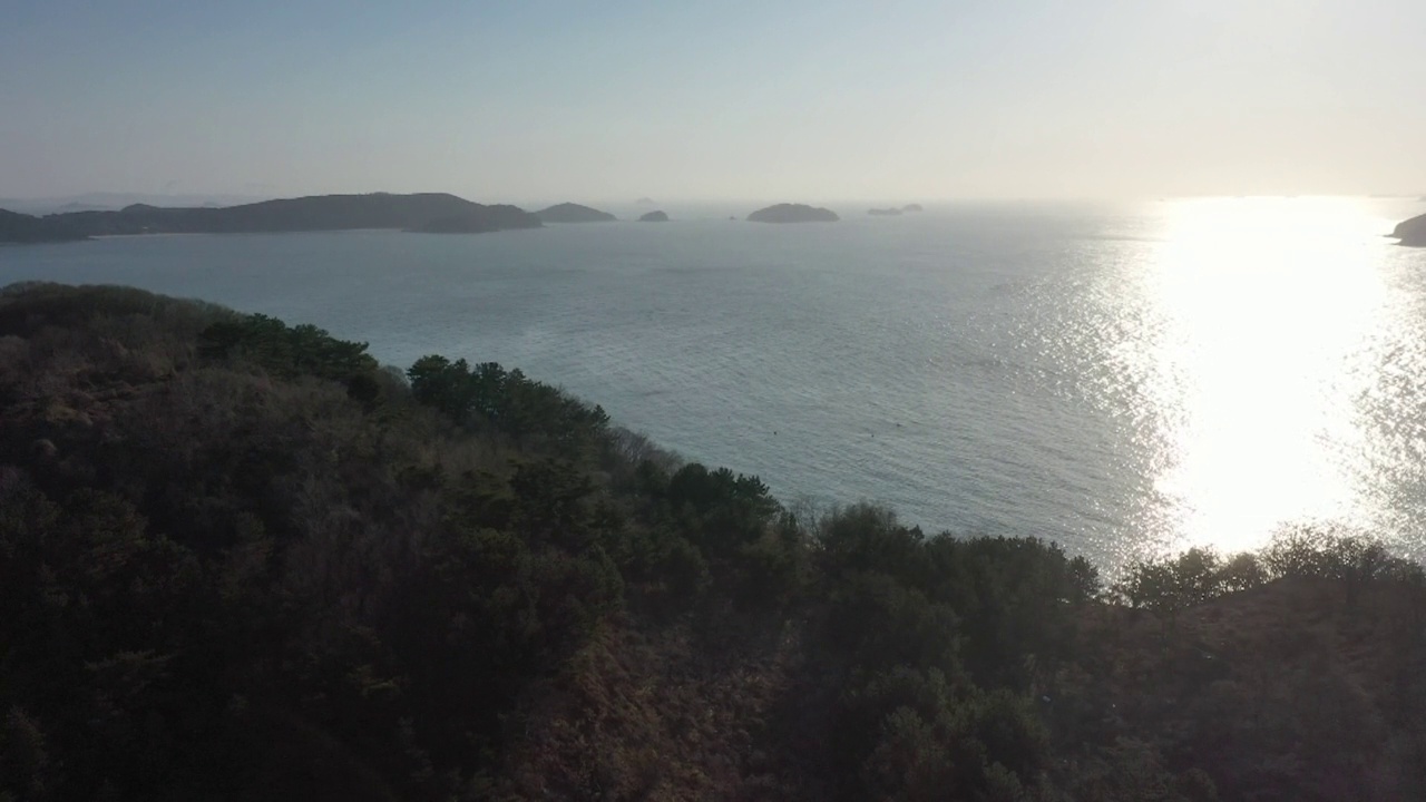 韩国仁川瓮津郡sasenbong岛的风景视频素材