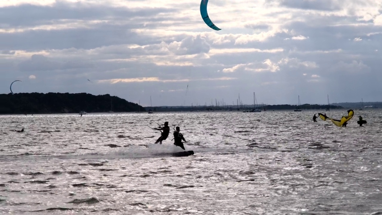 风筝冲浪视频下载