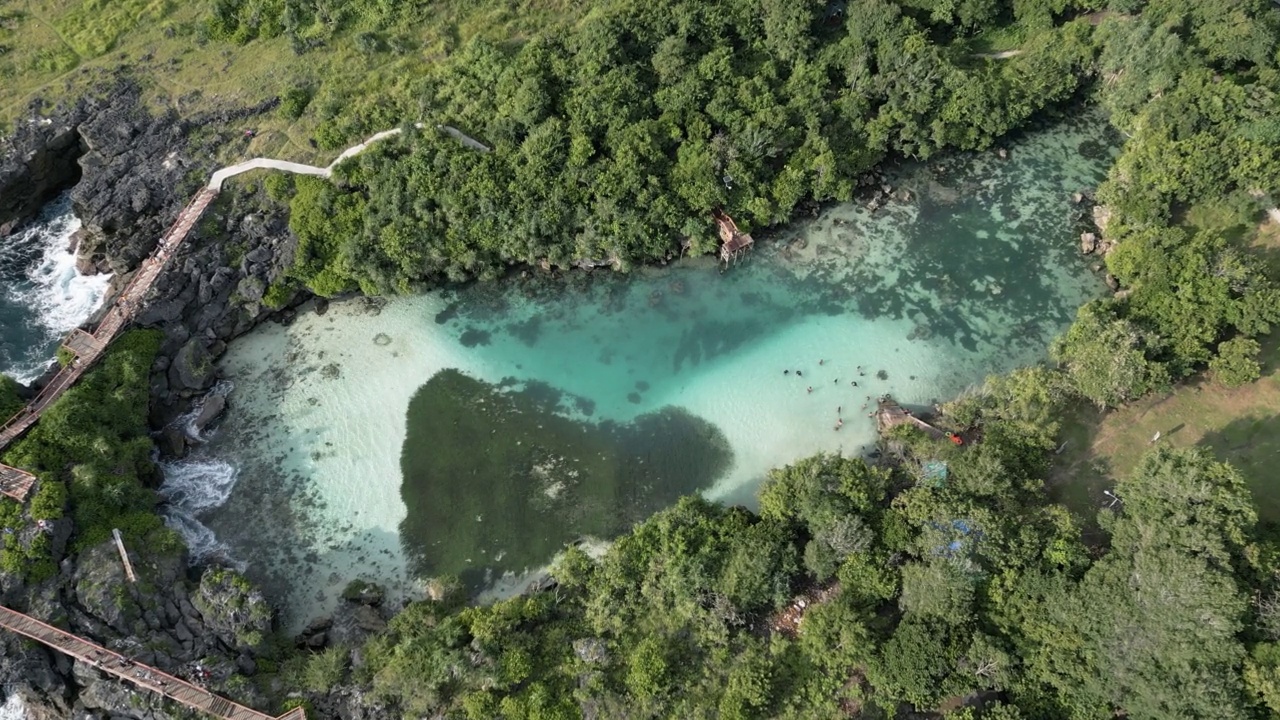 Waikuri海滩Sumba Island East印度尼西亚视频素材