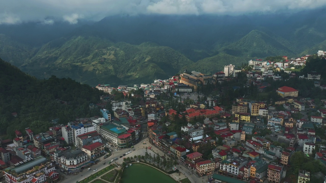 萨帕镇位于越南北部的高山地带，是著名的旅游胜地视频素材