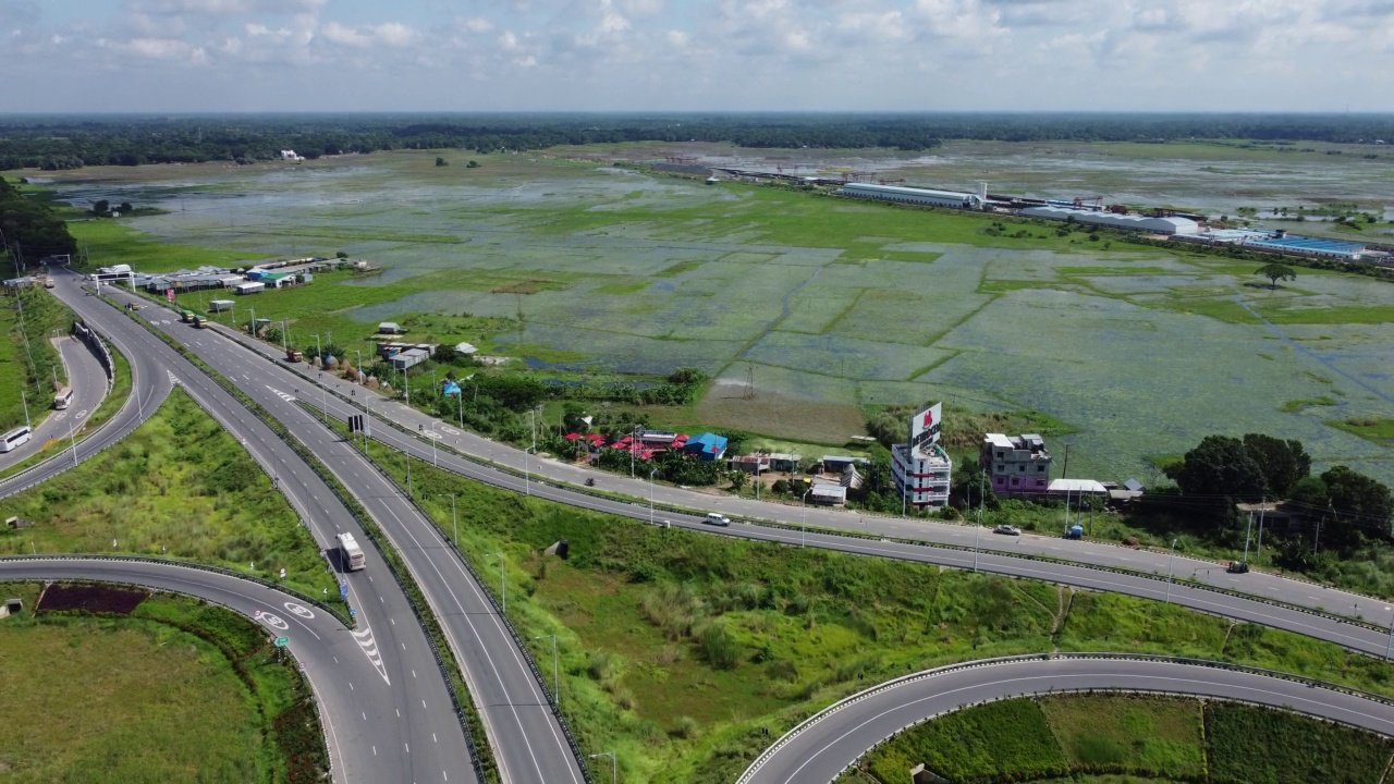 孟加拉国的道路交汇处，法里德里普尔邦加高尔查塔尔，视频素材