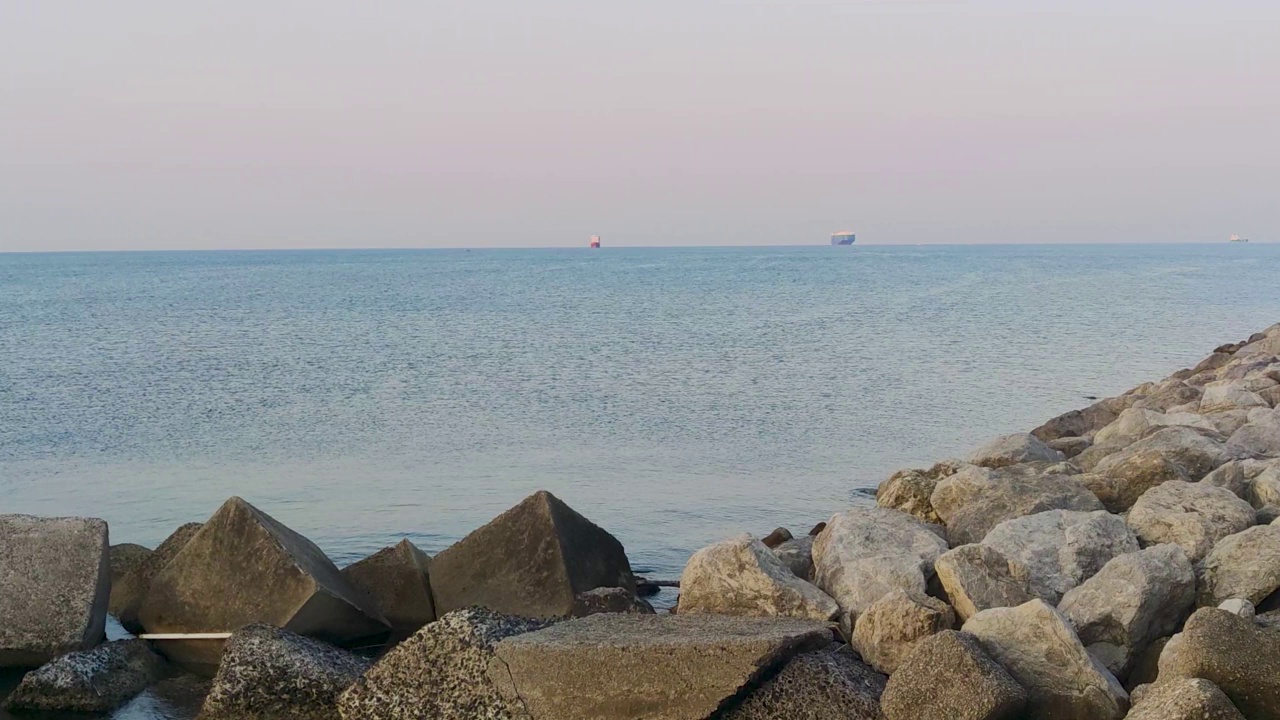 第勒尼安海，意大利的早晨场景，萨莱诺地区，欧洲。全景地中海海景。令人印象深刻的夏季海滨景观。视频素材