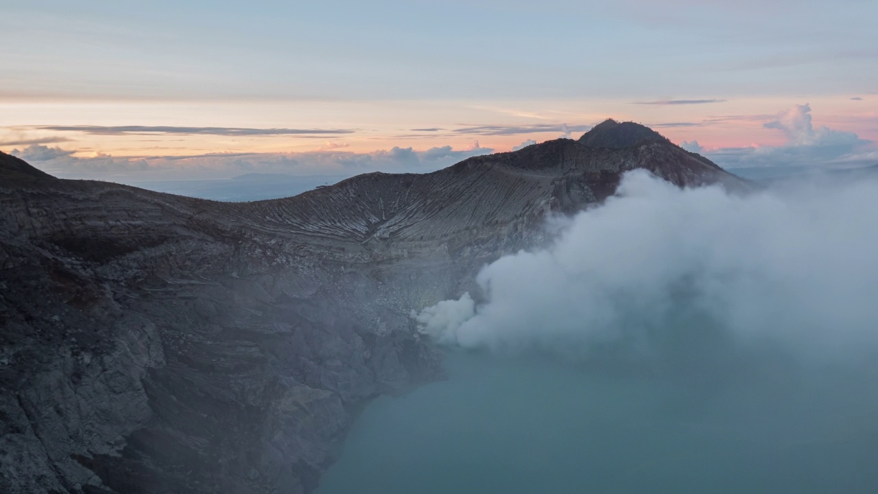 印度尼西亚伊真火山的时间流逝视频素材