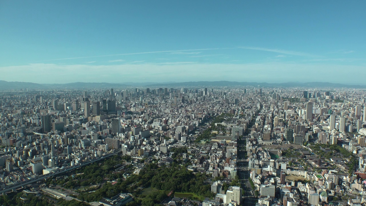 日本大阪:大阪白天的城市景观。视频素材