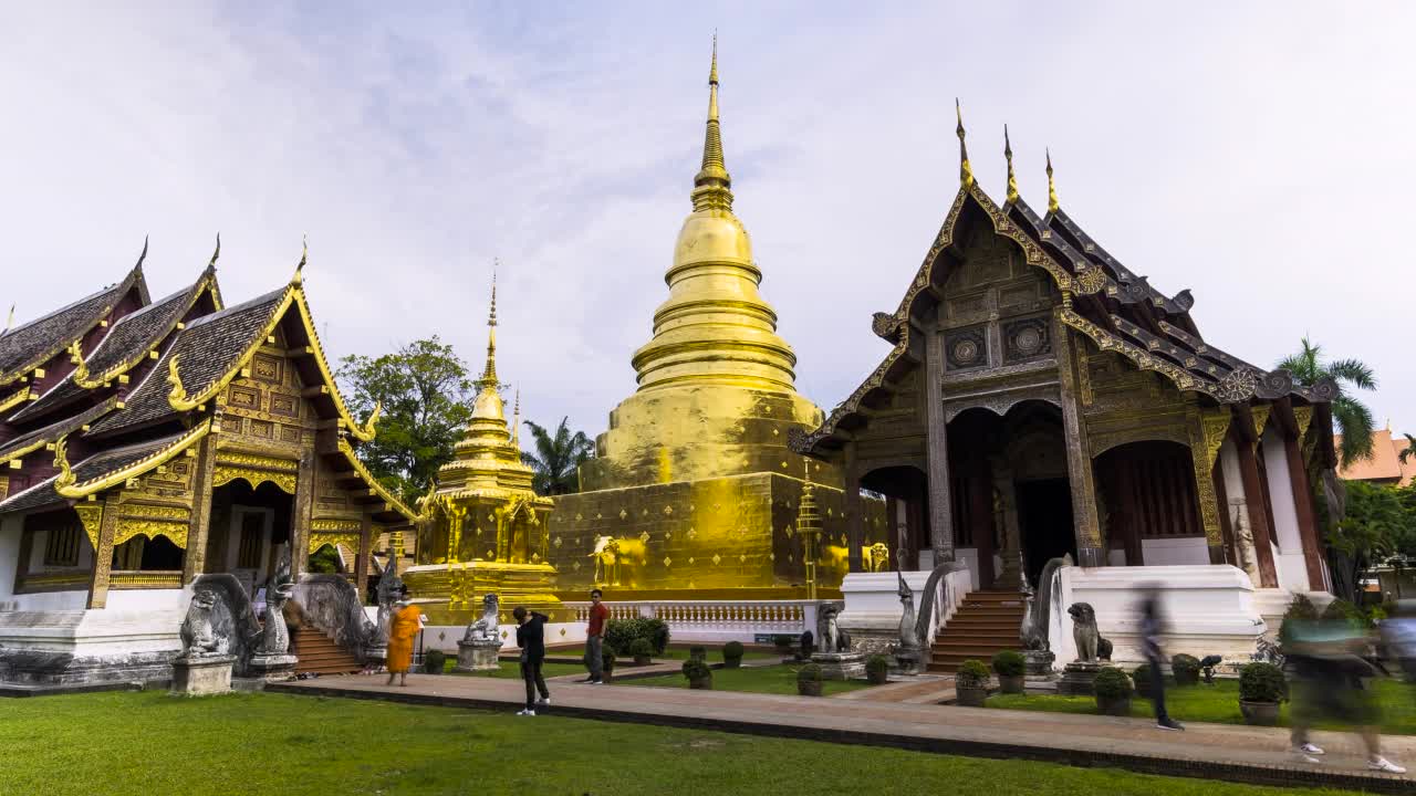 泰国清迈著名寺庙华罗汉寺的时间推移视频素材