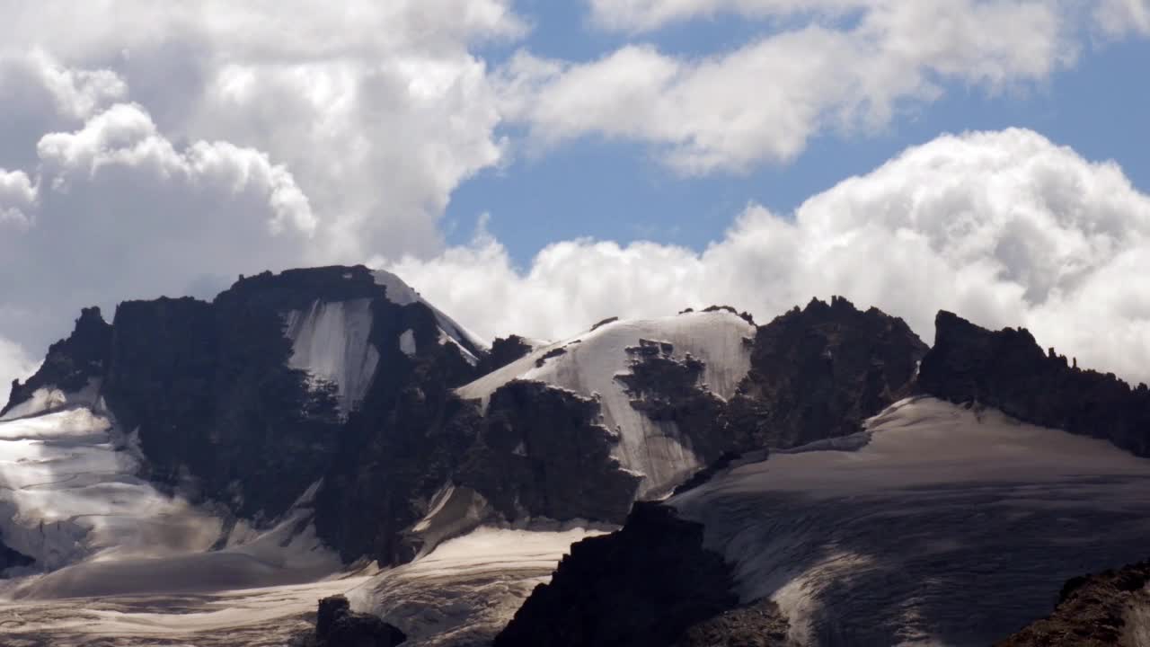 格兰帕拉迪索，阿尔卑斯山，时光流逝，云朵视频素材