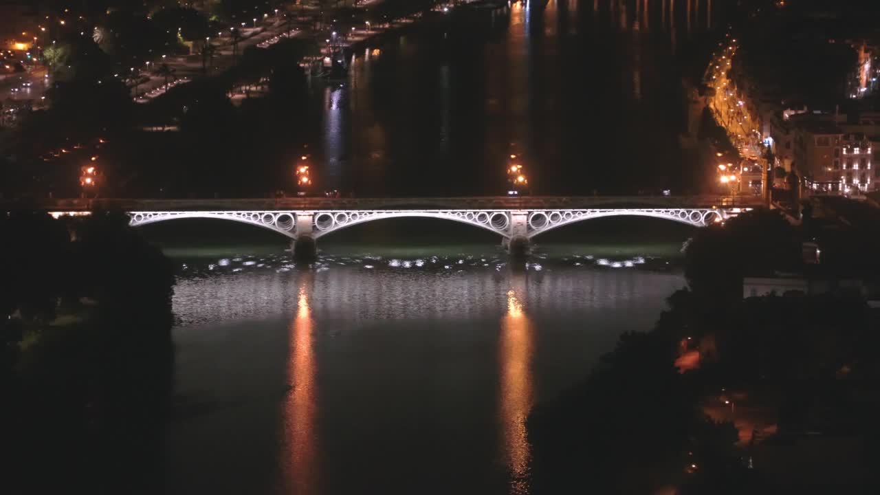 塞维利亚夜景鸟瞰图视频素材