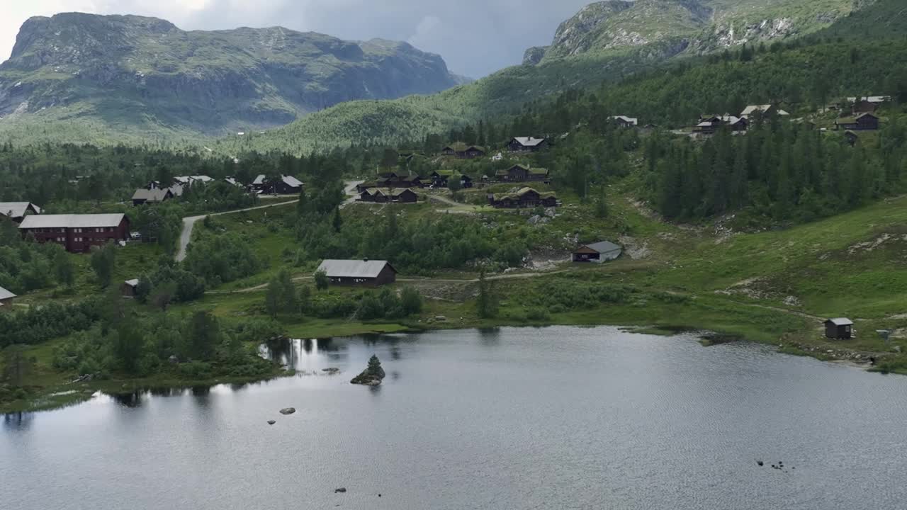 挪威村庄的鸟瞰图视频素材