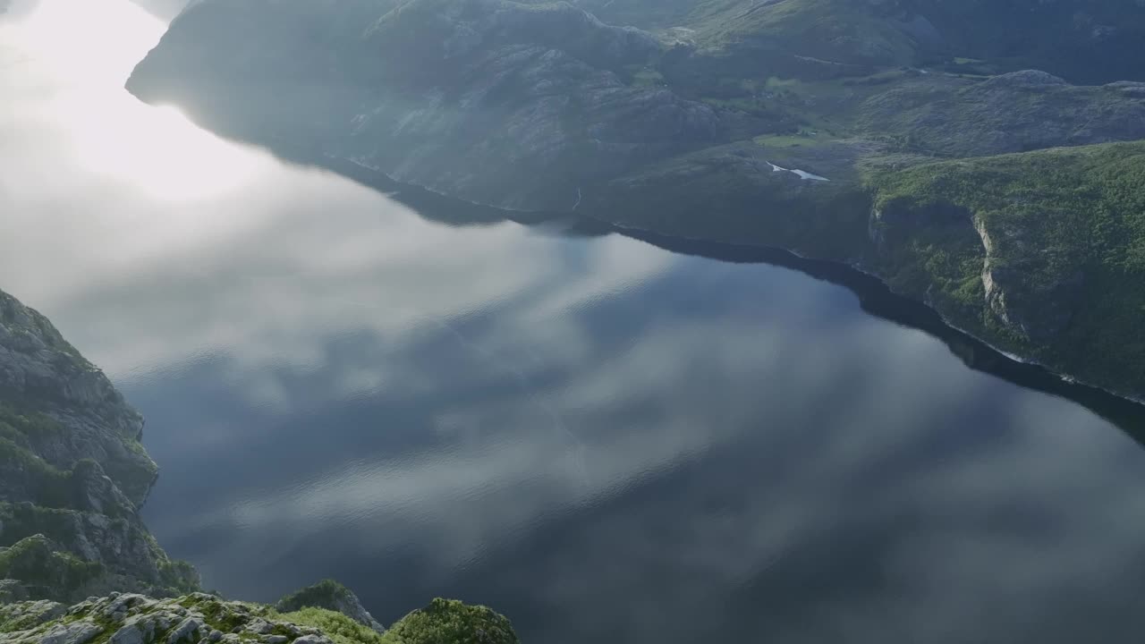 挪威峡湾的鸟瞰图视频素材