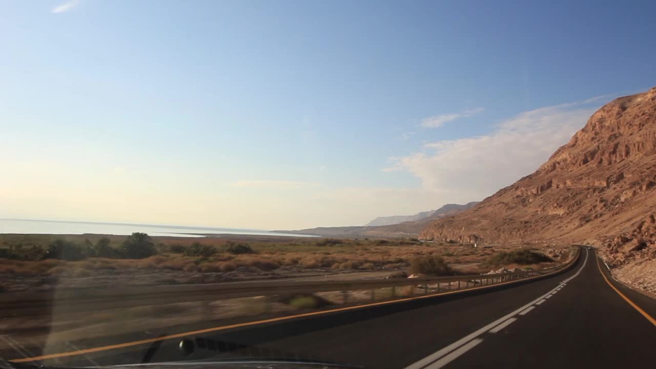 道路和自然的风景/以色列视频素材