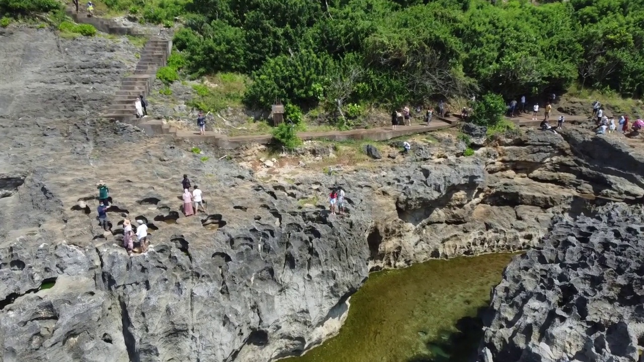 天然游泳池视频素材