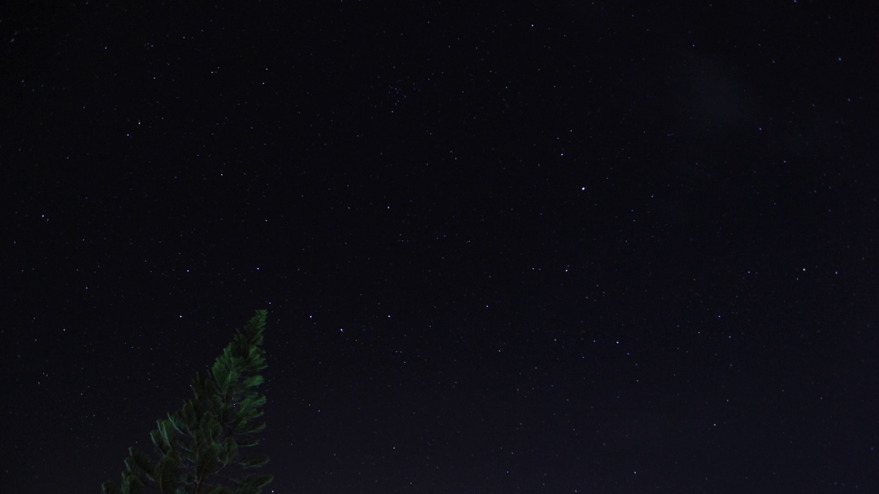 夜空中的云海和银河/菲律宾视频素材