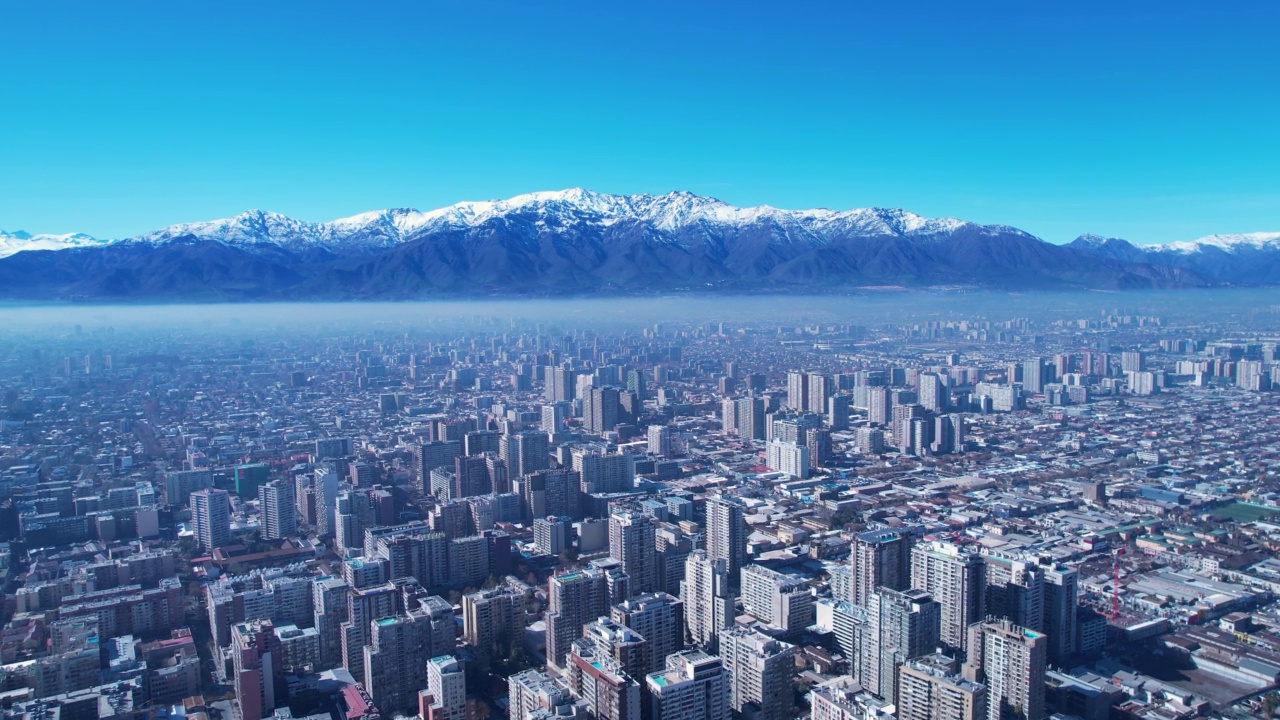 圣地亚哥城市景观智利首都，南美洲国家。视频素材