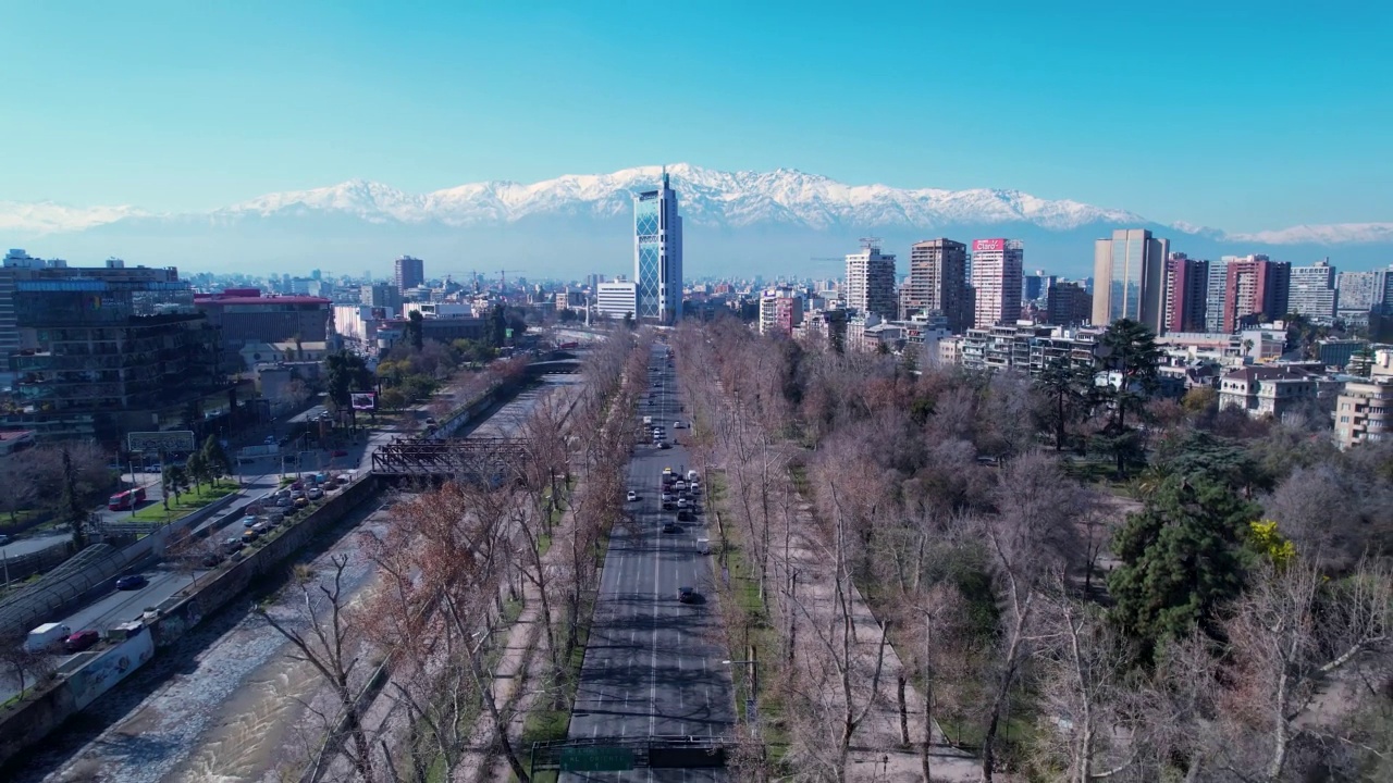 圣地亚哥城市景观智利首都，南美洲国家。视频素材