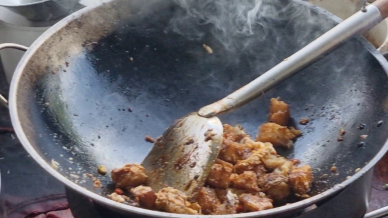 饮食:虾仁炒萝卜糕视频素材