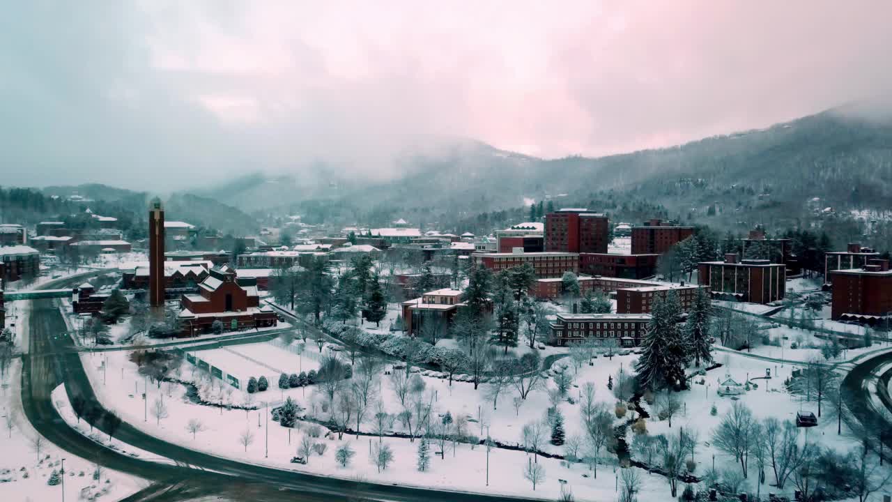 北卡罗莱纳州北卡罗来纳州，地上的雪视频素材