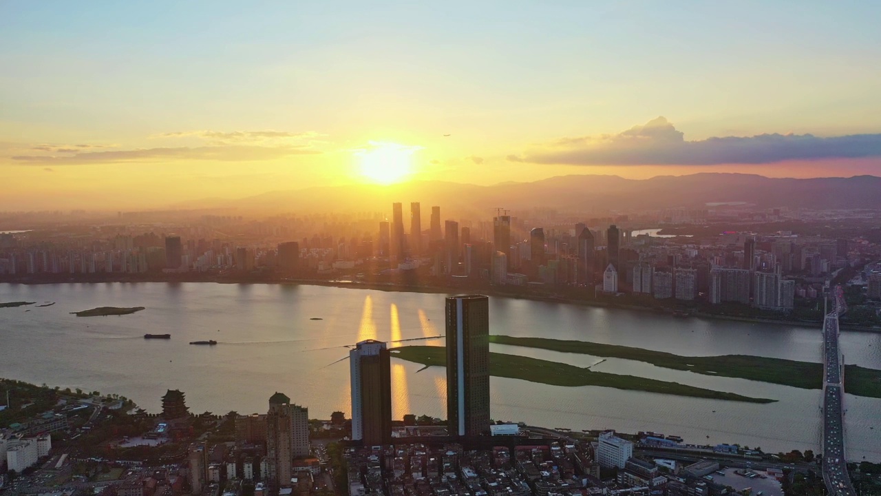 航空摄影中国江西南昌城市风景建筑视频素材