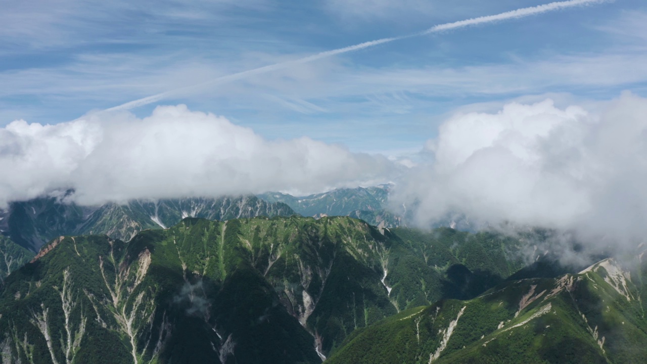 4k无人机拍摄-日本阿尔卑斯山北部，约能山附近。日本长野,视频素材