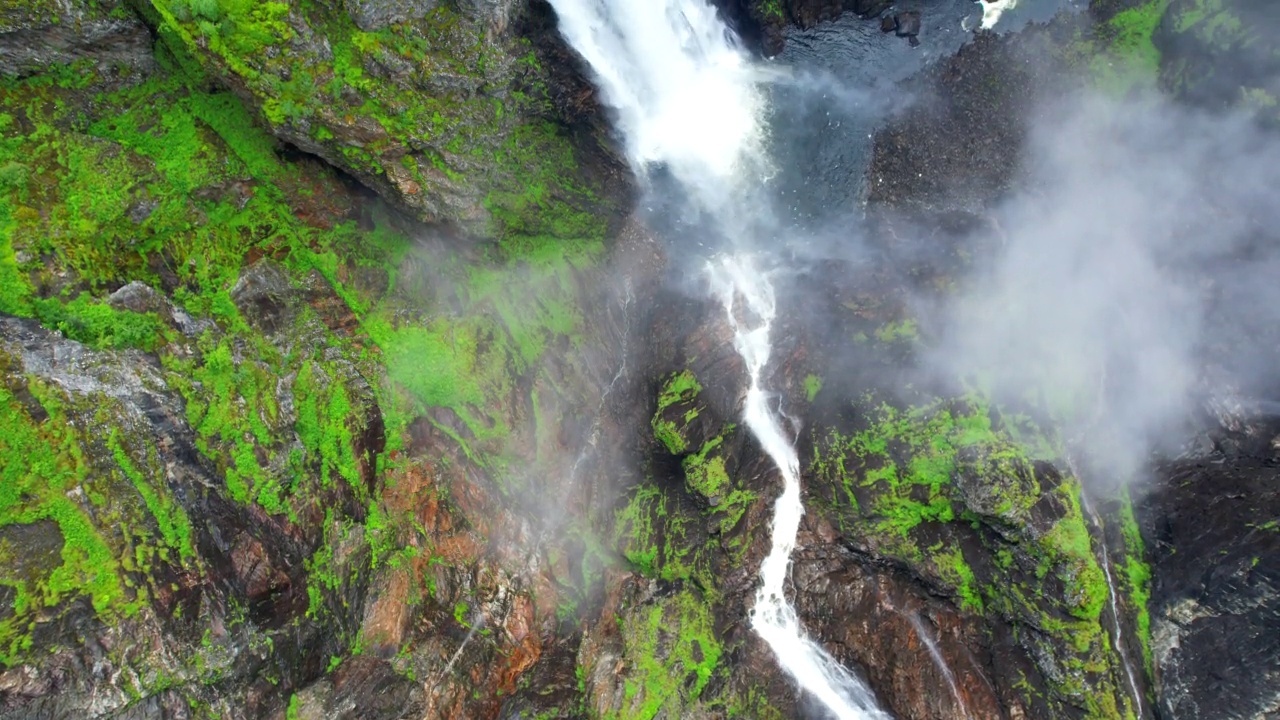 Aerial view of the iconic landscape of Vøringfossen's highest waterfall, Norway's HDR视频素材