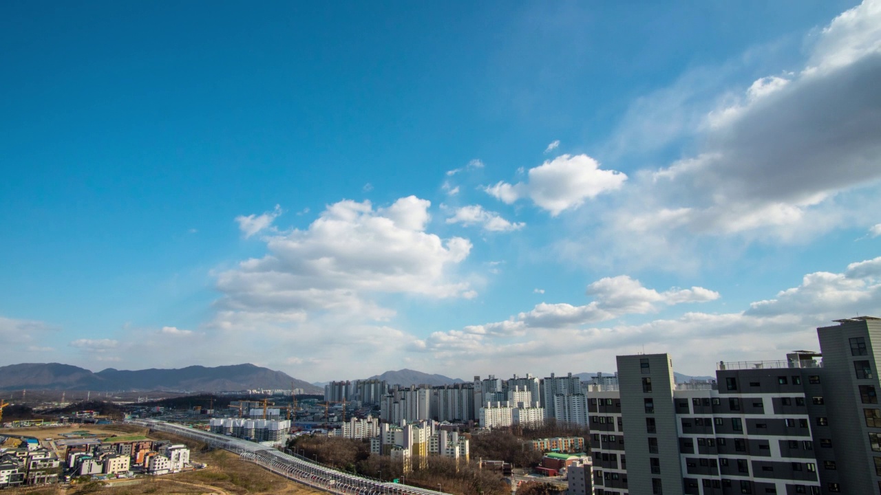 韩国京畿道南杨州大山洞公寓大楼和市中心区视频素材