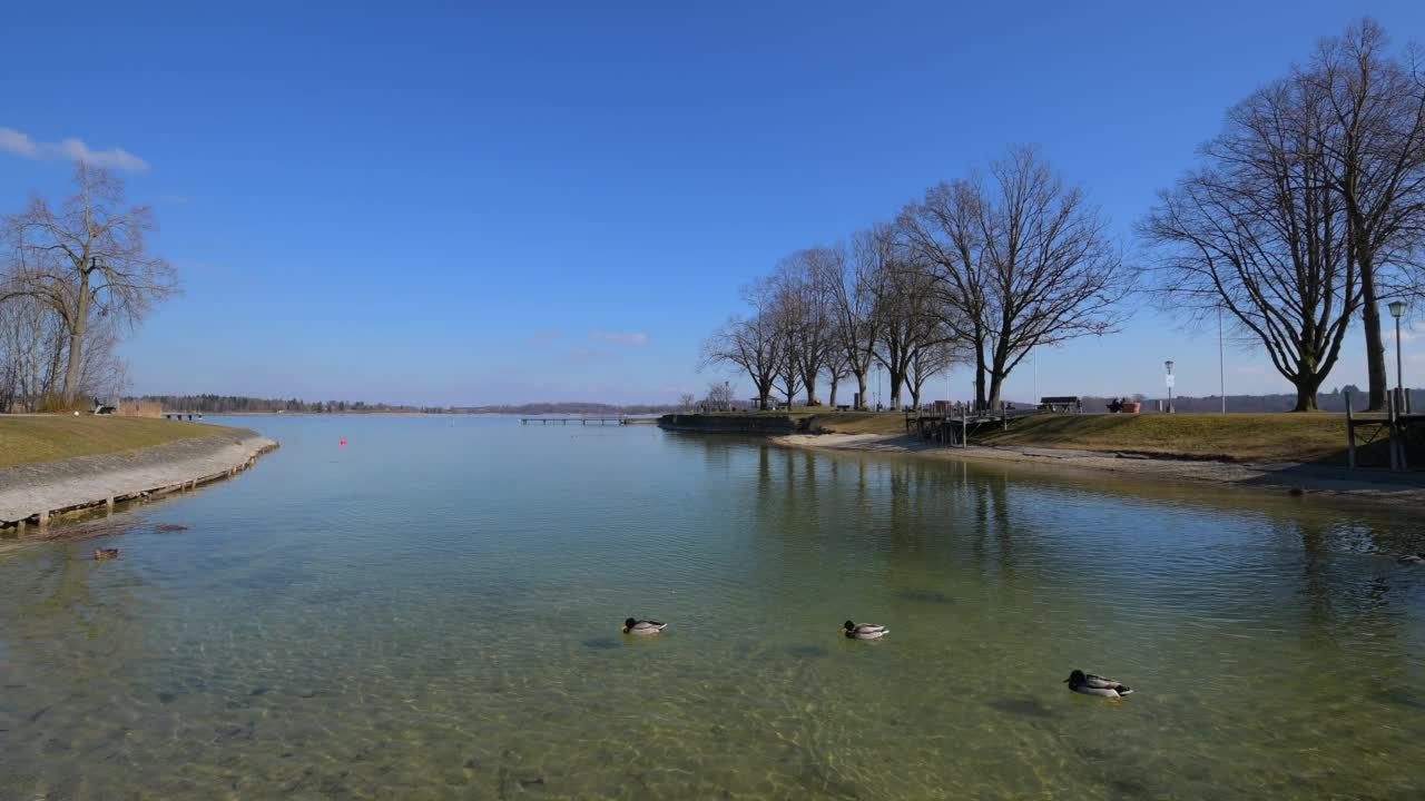 Ciemsee湖，Prien am Chiemsee, Chiemsee, Upper Bavaria, Bavaria，德国，欧洲视频素材