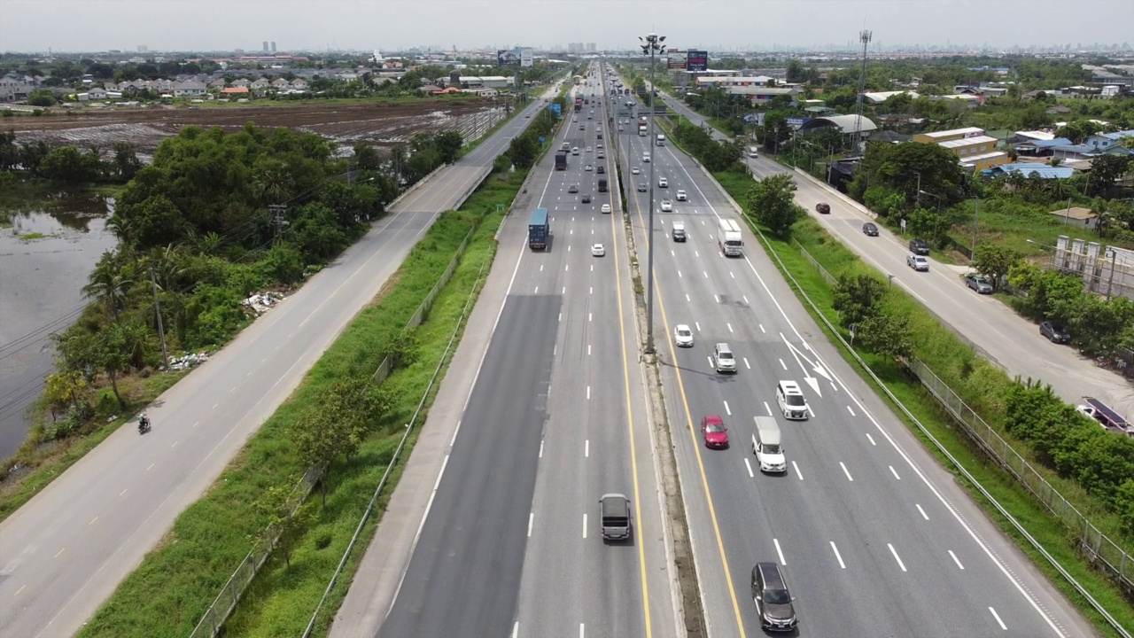 高速公路交通鸟瞰图视频素材