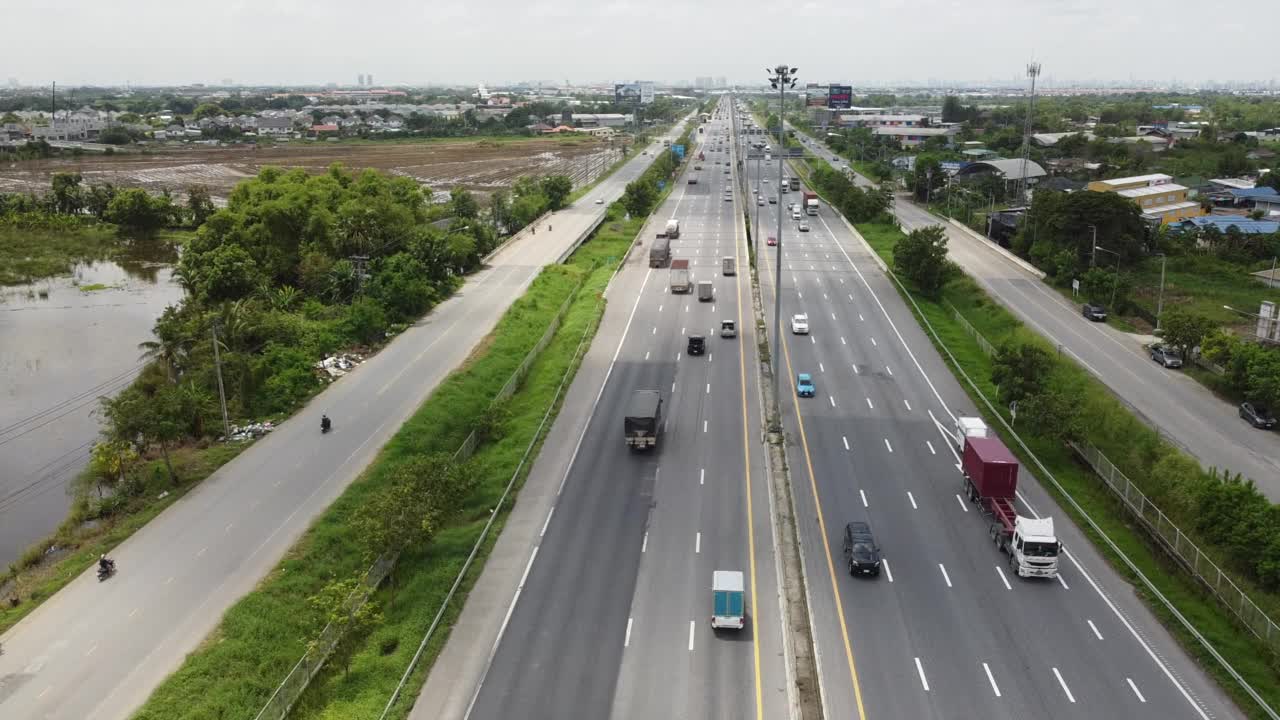 高速公路交通鸟瞰图视频素材