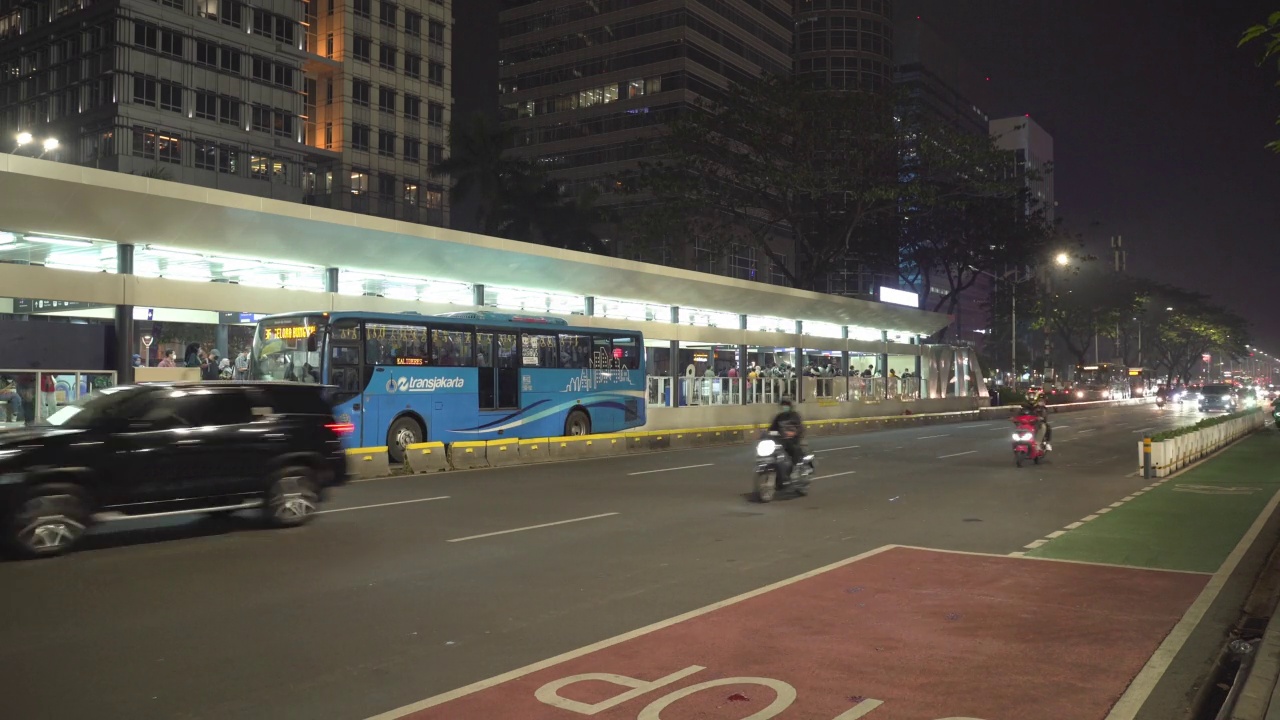 亚洲大城市的交通视频素材