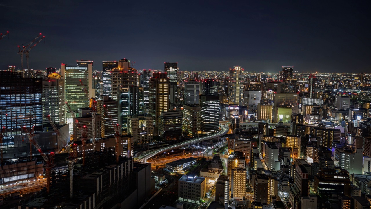 日本大阪的梅田日日夜夜。视频素材