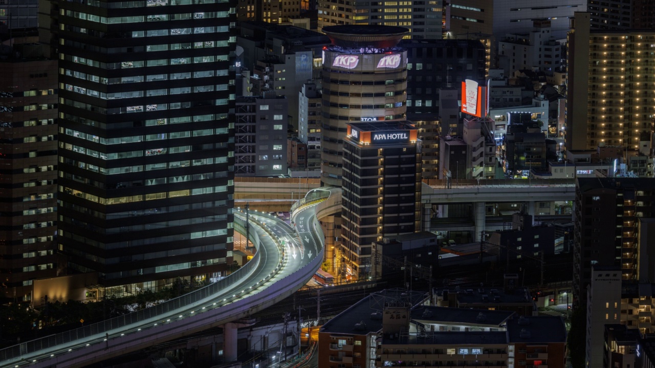 日本大阪的梅田日日夜夜。视频素材