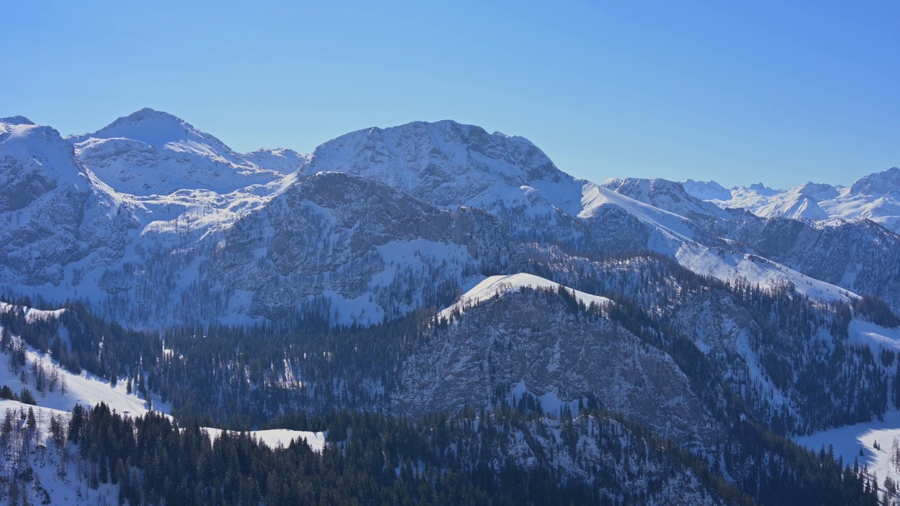 冬季的山脉，雪诺am Königsee，Berchtesgaden国家公园，上巴伐利亚州，巴伐利亚州，德国，欧洲视频素材