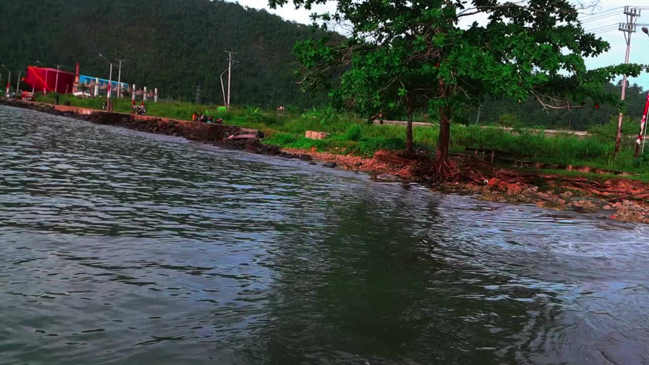 海滩上海浪的美丽视频素材